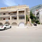 Apartments Pero